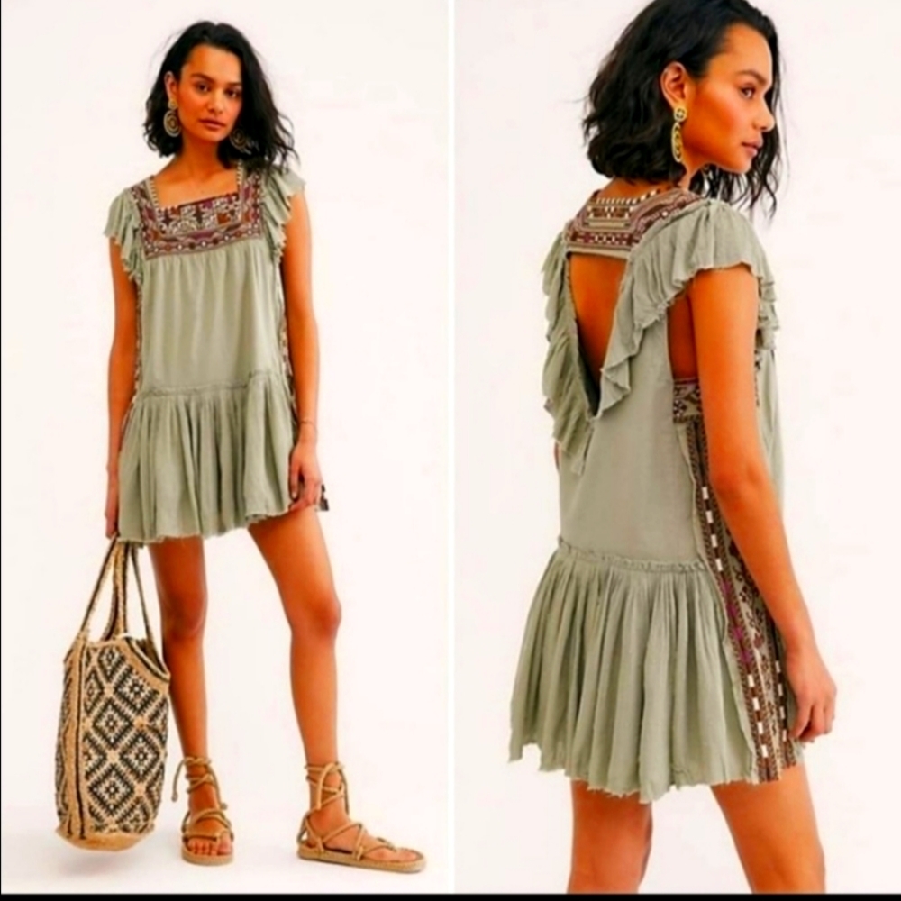 Free People Boho Day Glow. Embroidered green tunic dress short sleeves Med.